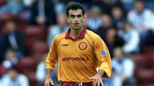 Roberto Martinez