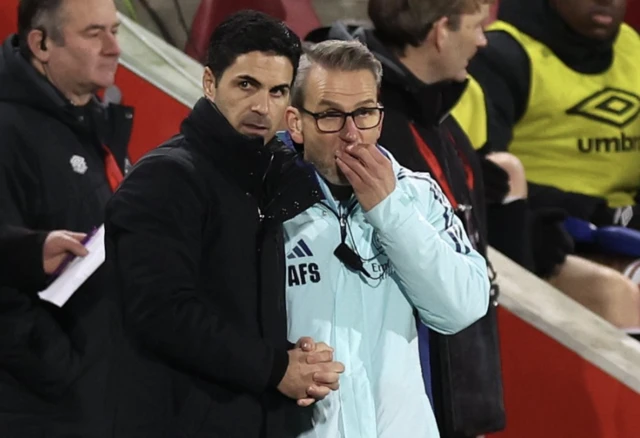 Arsenal manager Mikel Arteta looks on