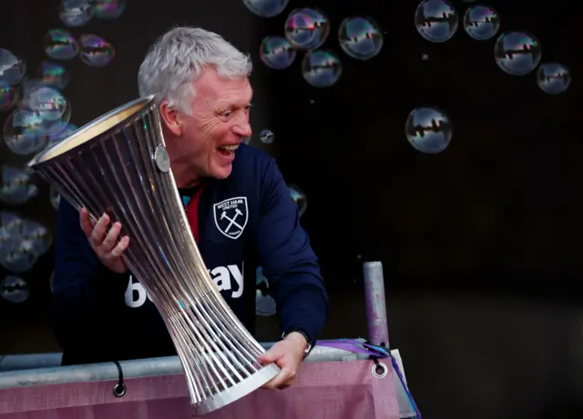 David Moyes celebrates with the Europa Conference League trophy