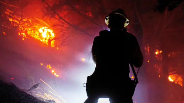 Firefighter battling fire near Los Angeles