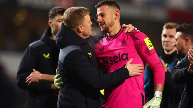 Eddie Howe and Martin Dubravka