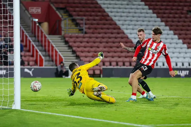 Tyler Dibling of Southampton scores a goal