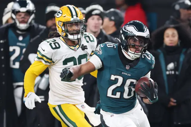 Saquon Barkley #26 of the Philadelphia Eagles runs with the ball in the first quarter