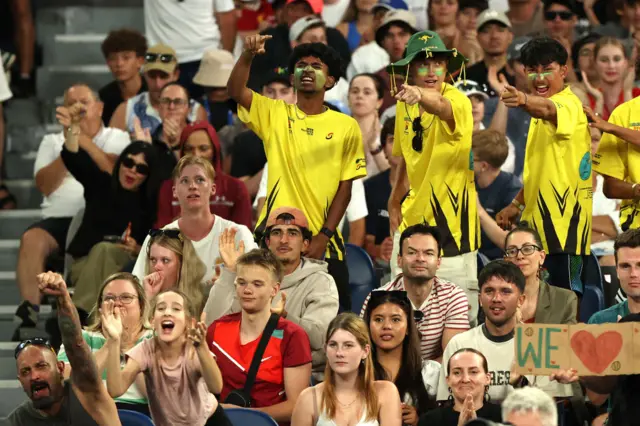 Australian fans support Kyrgios