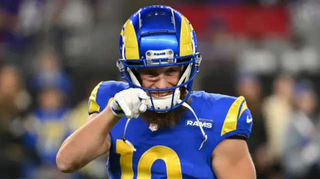 Cooper Kupp of the Los Angeles Rams warms up prior to the game against the Minnesota Vikings in January 2025