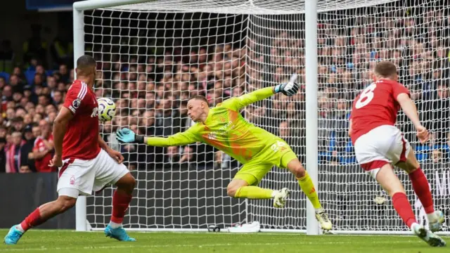 Matz Sels making a save against Chelsea