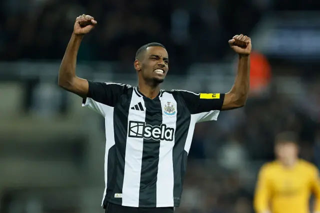 Alexander Isak of Newcastle United celebrates