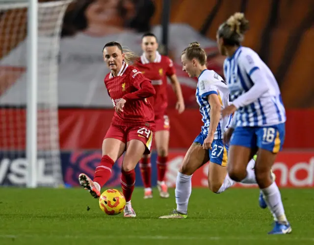 Sam Kerr of Liverpool in action.