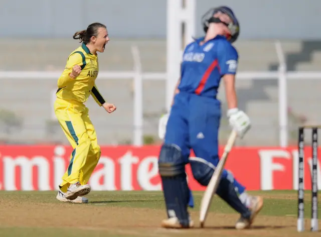 Australia v England at 2013 World Cup