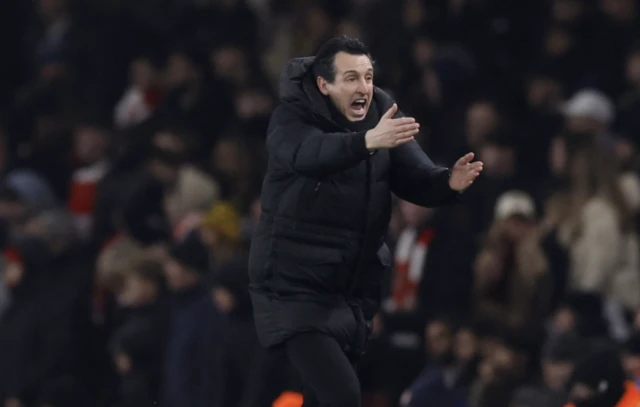 Aston Villa manager Unai Emery reacts