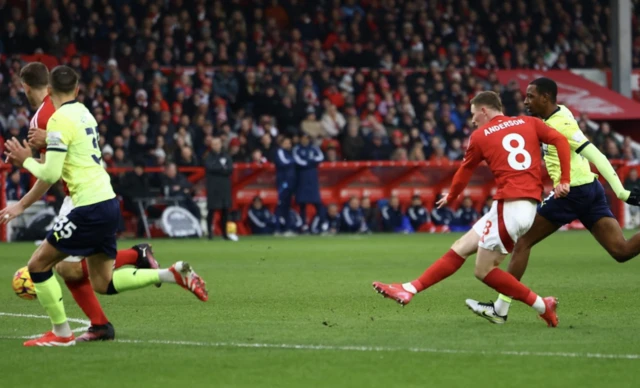 Nottingham Forest's Elliot Anderson scores