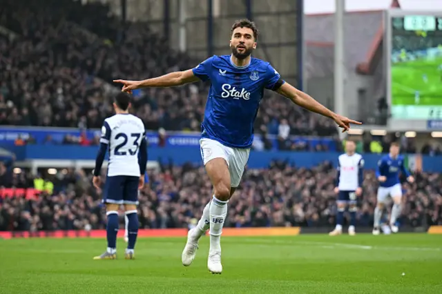 Dominic Calvert-Lewin of Everton celebrates