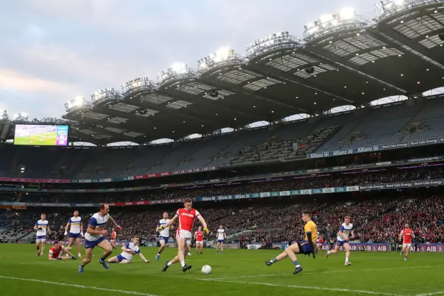 Peadar O'Cofaigh scores a goal