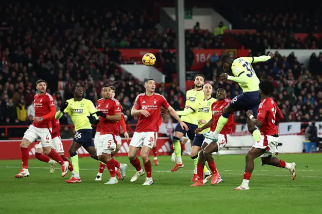 Paul Onuachu of Southampton shoots