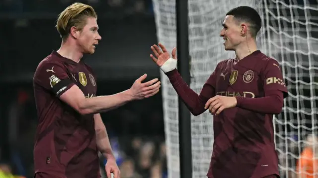 Kevin de Bruyne and Phil Foden