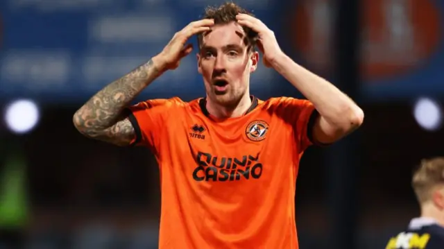 FT: Dundee 1-0 Dundee Utd