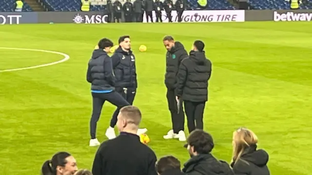 Pedro Neto and Joao Felix chat with Matheus Cunha and Joao Gomes