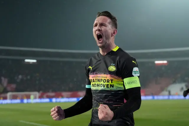 Luuk de Jong celebrates