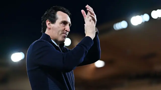 Unai Emery applauds Aston Villa fans