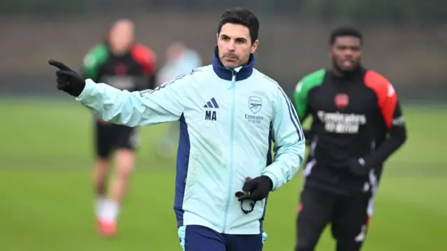 Mikel Arteta takes Arsenal training