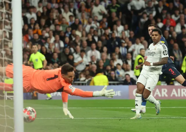 Rodrygo scores