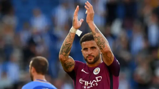 Kyle Walker applauds travelling Manchester City fans