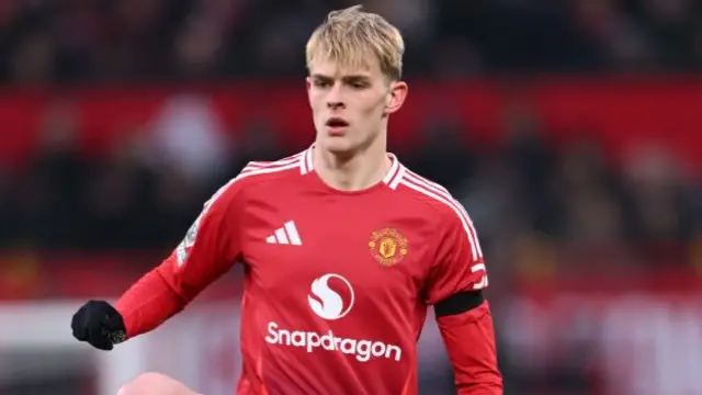 Manchester United player Toby Collyer in action during the Premier League match between Manchester United FC and Brighton & Hove Albion FC at Old Trafford on January 19, 2025 in Manchester, England