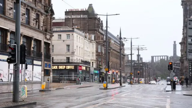 Princes Street in Edinburgh is deserted during Storm Éowyn