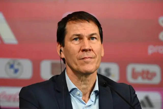 Rudi Garcia looks on