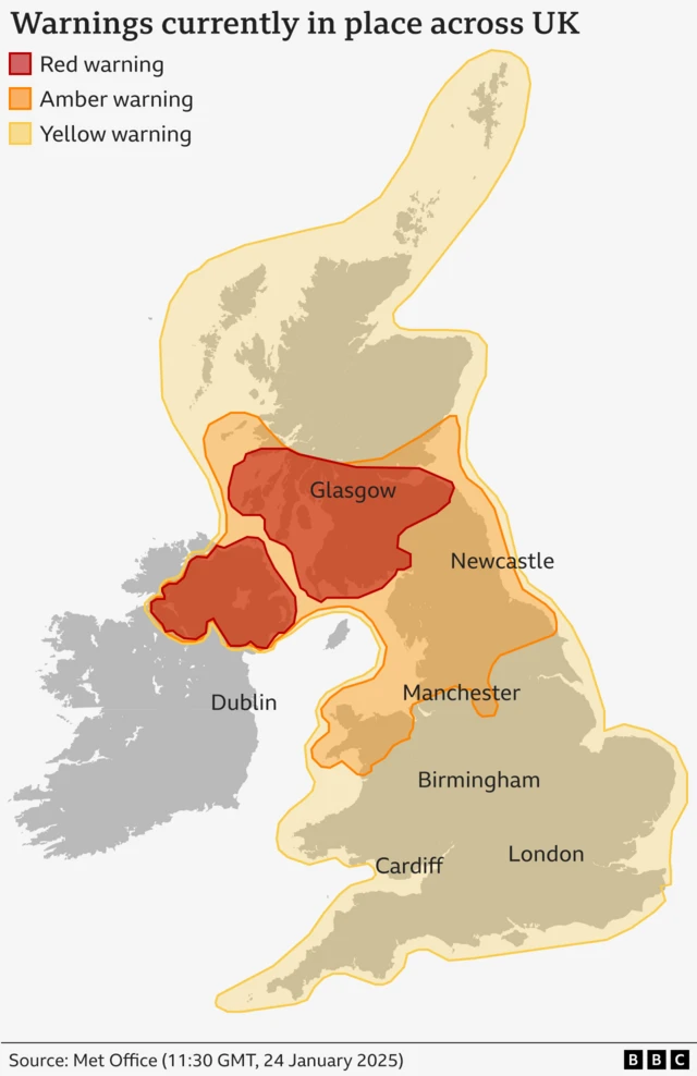 A map highlighted in yellow, amber and red shows what areas are being impacted by storm Eowyn