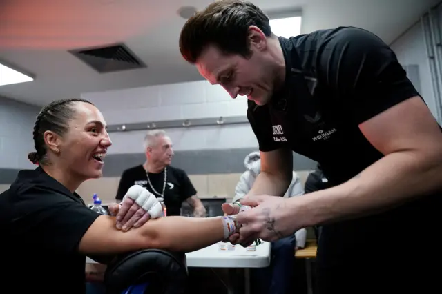 Ellie Scotney wraps her hands.