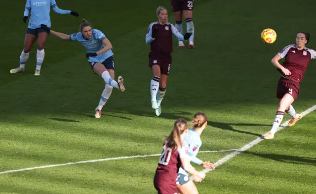 Miedema curls City into the lead from the edge of the box