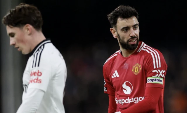 Fulham's Harry Wilson and Manchester United's Bruno Fernandes