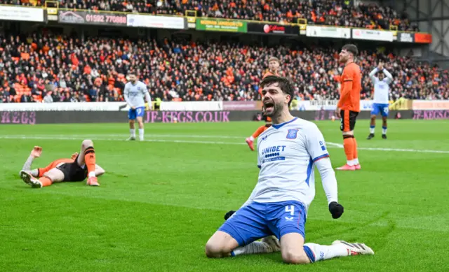 Robin Propper celebrates making it 2-1