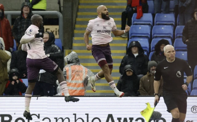 Brentford's Bryan Mbeumo celebrates