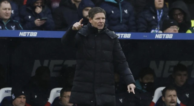 Crystal Palace manager Oliver Glasner reacts