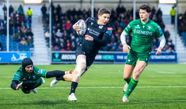 Sebastian Cancelliere spots a gap to score for Glasgow