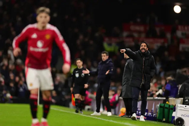 Manchester United Manager Ruben Amorim shouts