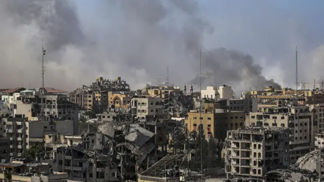 Damaged buildings in Tel al-Hawa