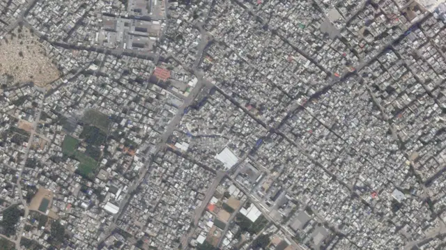 A birds eye satellite view of northern Gaza, before much of it was demolished