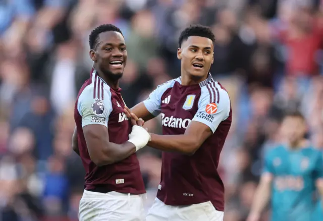 Ollie Watkins and Jhon Duran celebrate