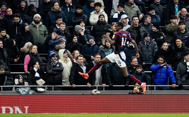 Newcastle United's Alexander Isak celebrates