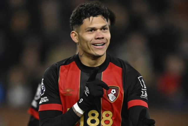 AFC Bournemouth's Evanilson celebrates