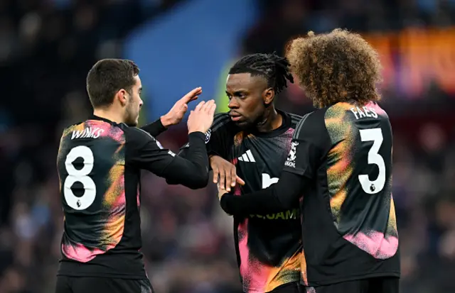 Stephy Mavididi celebrates