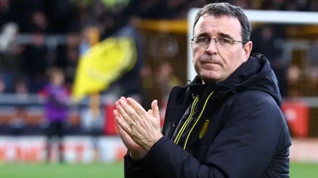 Gary Bowyer applauds