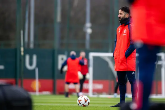 Amorim stands watching training