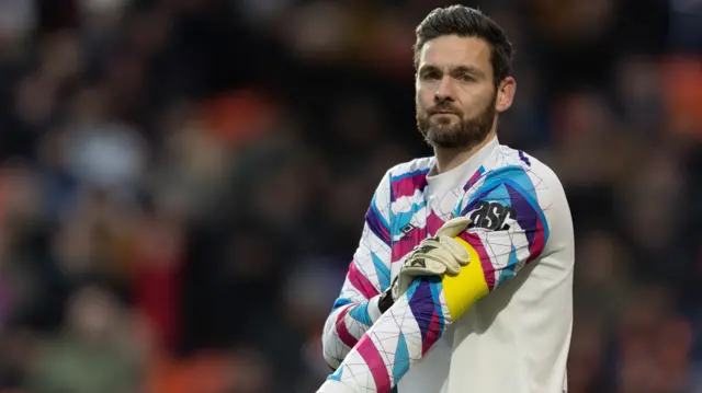 Hearts goalkeeper Craig Gordon