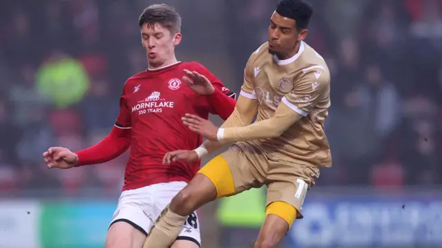 Crewe v Bromley match action