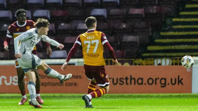 Leighton Clarkson has a shot for Aberdeen against Motherwell