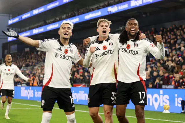 Pereira, Smith-Rowe and Iwobi celebrate a Fulham goal